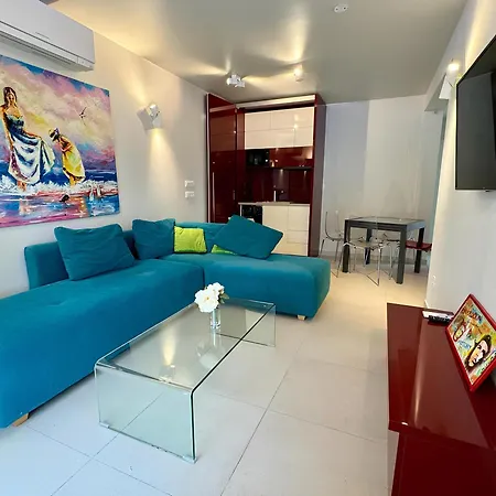 Palace Lidija, - Young & Cozy *
