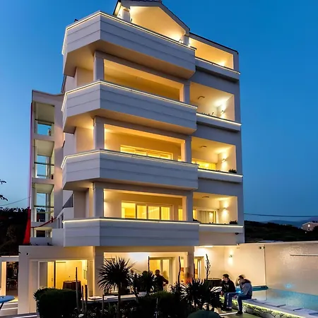 Palace Lidija, - Young & Cozy Lejlighed *