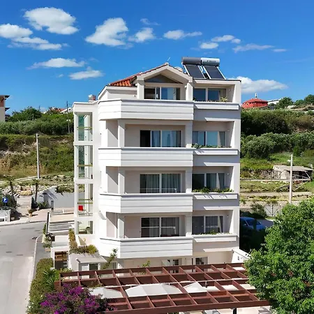 Lejlighed Palace Lidija, - Young & Cozy